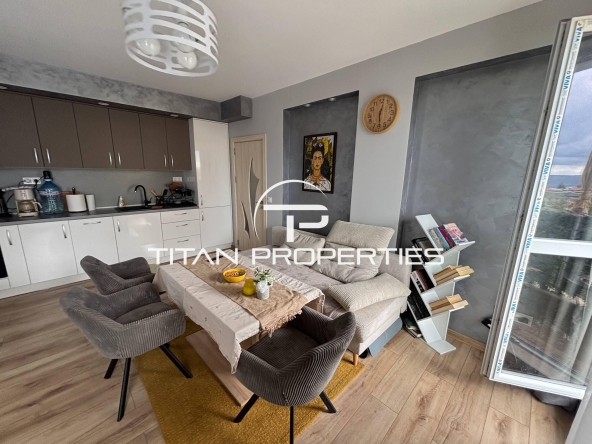 Тристаен апартамент в Варна, Възраждане 3 - 80 кв.м за 2838 €/кв.м - Снимка #1