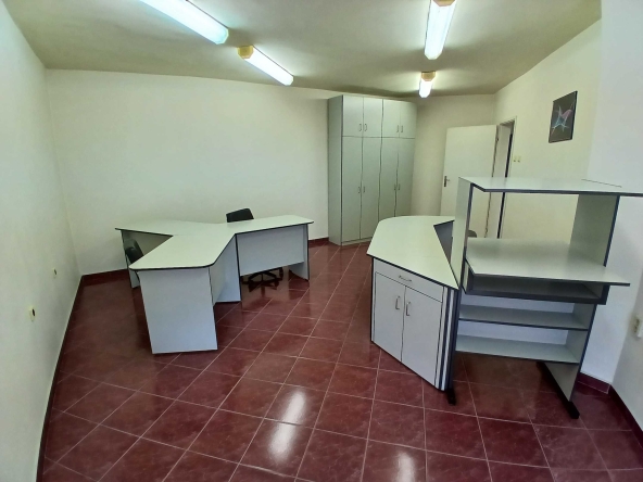 Офис в Силистра, Център - 62 кв.м за 1049 €/кв.м - Снимка #1