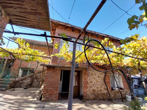 Къща в с. Овчеполци, Област Пазарджик - 100 кв.м за 550 €/кв.м - Снимка #1