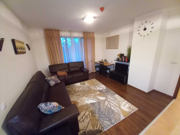 Дава се под наем Двустаен апартамент в Банско - 97 кв.м за 747.66 € - Снимка #1