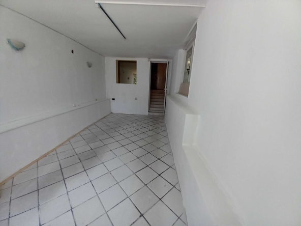 Магазин в Разград, Бели Лом - 53 кв.м за 1265 €/кв.м - Снимка #1