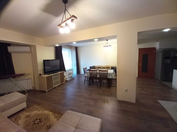 Тристаен апартамент в Варна, Бриз - 120 кв.м за 1834 €/кв.м - Снимка #1