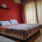 Дава се под наем Тристаен апартамент в Русе, Цветница - 63 кв.м за 306 € - Снимка #1