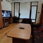 Дава се под наем Тристаен апартамент в Пазарджик, Център - 100 кв.м за 357 € - Снимка #1