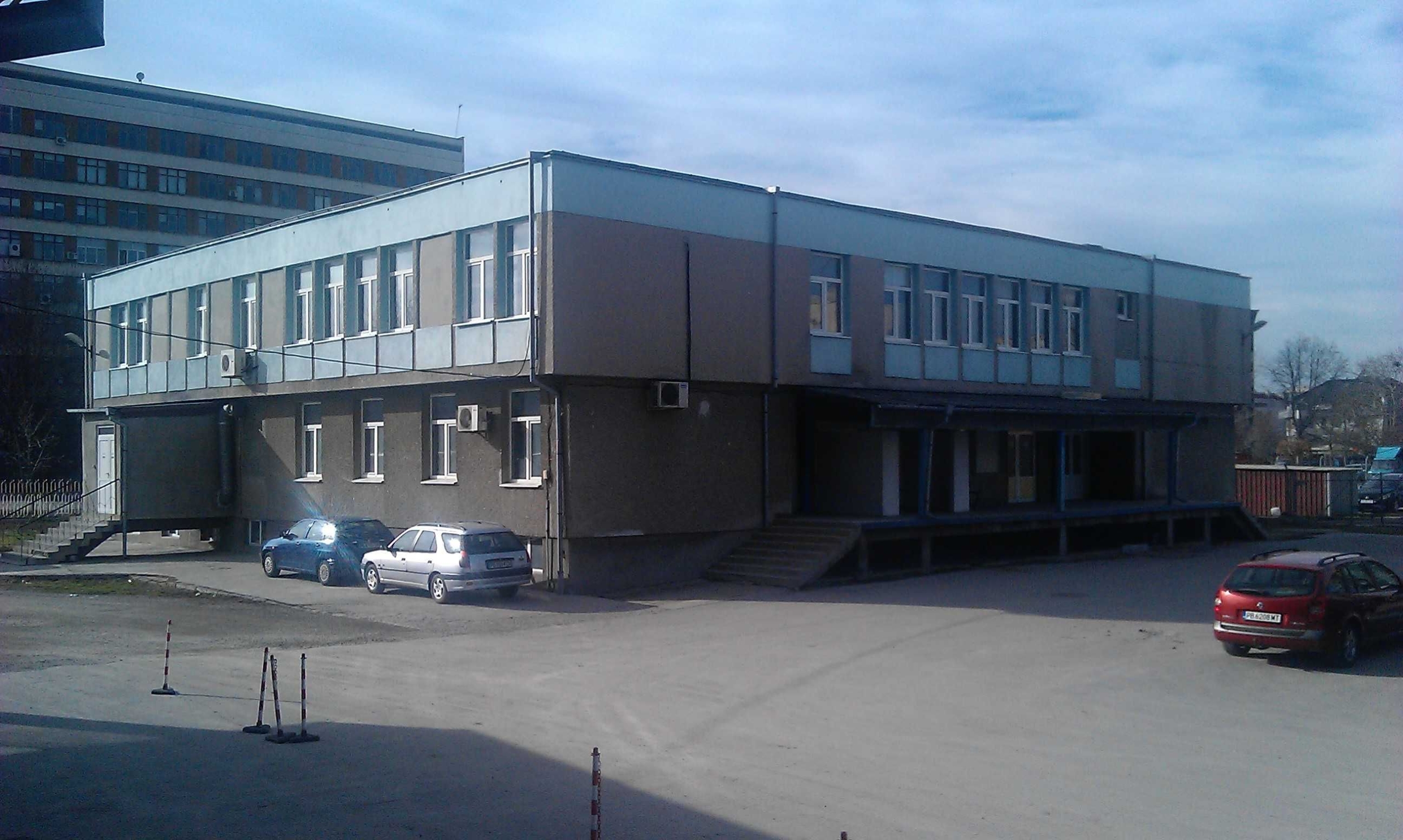 Дава се под наем Склад в Пловдив, Христо Смирненски - 66 кв.м за 317 € - Снимка #1