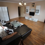 Дава се под наем Тристаен апартамент в Бургас, Лазур - 97 кв.м за 510 € - Снимка #1