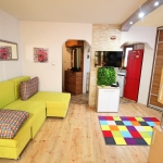 Дава се под наем Двустаен апартамент в Бургас, Лазур - 50 кв.м за 357 € - Снимка #1