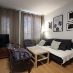 Дава се под наем Тристаен апартамент в Бургас, Възраждане - 95 кв.м за 612 € - Снимка #1