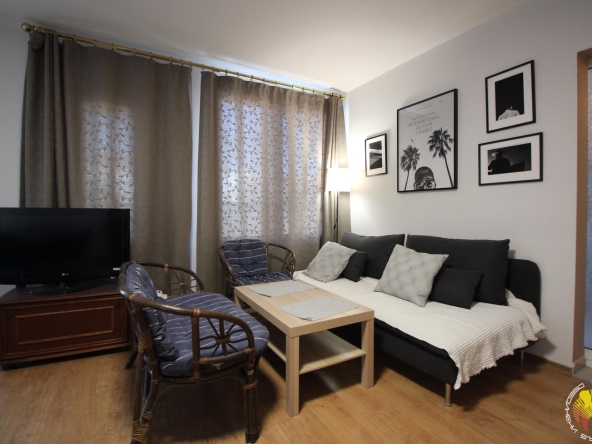 Дава се под наем Тристаен апартамент в Бургас, Възраждане - 95 кв.м за 612 € - Снимка #1