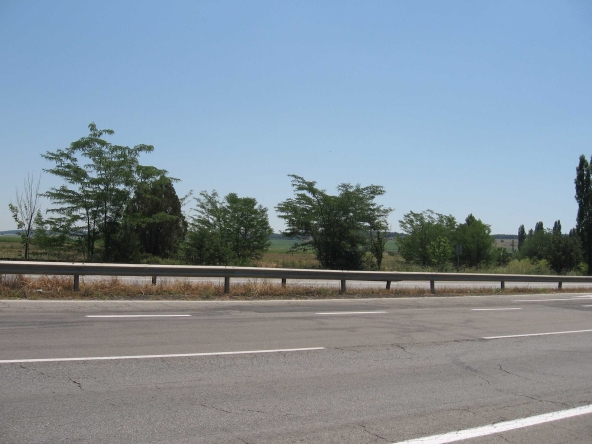 Парцел в Хасково, Промишлена зона - Север - 45415 кв.м за 37 €/кв.м - Снимка #1