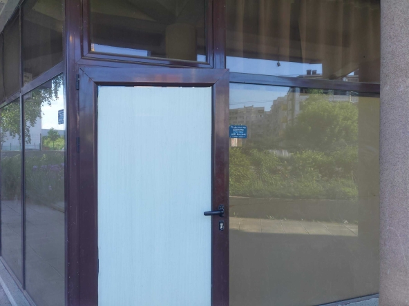 Дава се под наем Двустаен апартамент в София, Дружба 2 - 55 кв.м за 306 € - Снимка #1