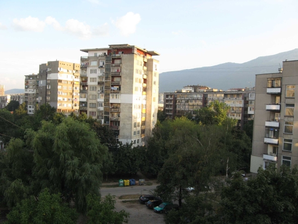 Дава се под наем Едностаен апартамент в София, Стрелбище - 55 кв.м за 357 € - Снимка #1