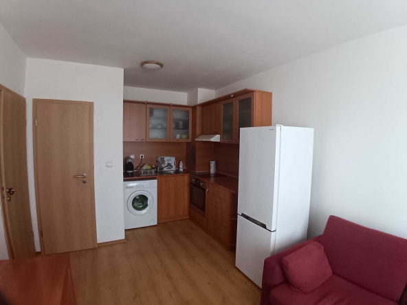 Дава се под наем Двустаен апартамент в Варна, Галата - 45 кв.м за 408 € - Снимка #1