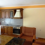 Дава се под наем Двустаен апартамент в к.к. Св.Св. Константин и Елена - 68 кв.м за 204 € - Снимка #1