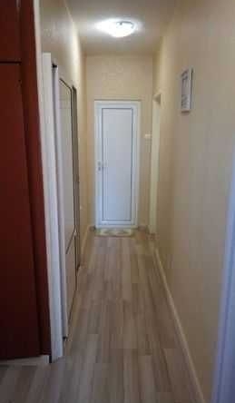 Дава се под наем Тристаен апартамент в Бургас, Славейков - 90 кв.м за 200 € - Снимка #1