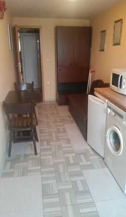 Дава се под наем Едностаен апартамент в Бургас, Възраждане - 40 кв.м за 125 € - Снимка #1