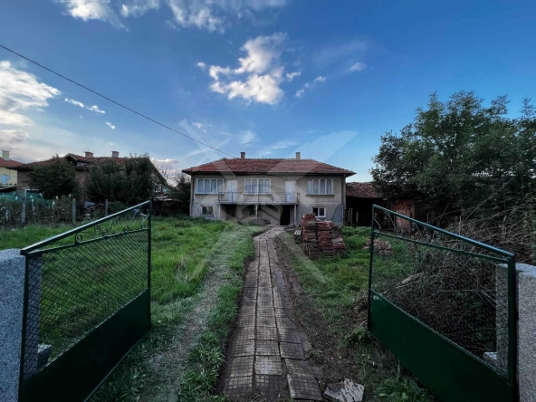 Къща в с. Габра, Област София-област - 160 кв.м за 657 €/кв.м - Снимка #1