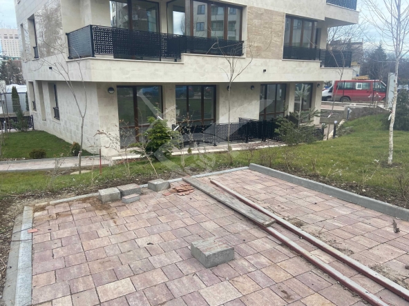 Четиристаен апартамент в София, Лозенец - 138 кв.м за 2979 €/кв.м - Снимка #1