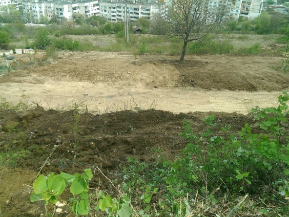 Парцел в Ловеч, в.з. Бабаковец - 1040 кв.м за 6 €/кв.м - Снимка #1