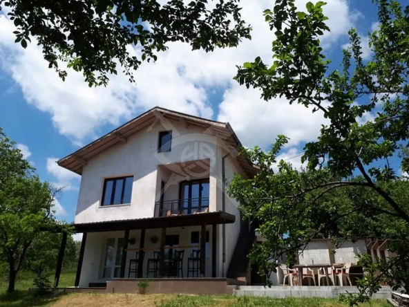 Къща в Годеч - 100 кв.м за 1340 €/кв.м - Снимка #1