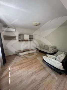 Дава се под наем Тристаен апартамент в Пловдив, Център - 95 кв.м за 598.23 € - Снимка #1