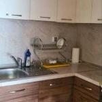 Дава се под наем Двустаен апартамент в Бургас, Славейков - 56 кв.м за 306 € - Снимка #1