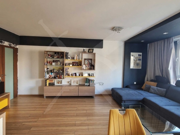 Тристаен апартамент в Пловдив, Тракия - 110 кв.м за 858 €/кв.м - Снимка #1