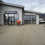 Дава се под наем Магазин в Карлово - 96 кв.м за 548.25 € - Снимка #1