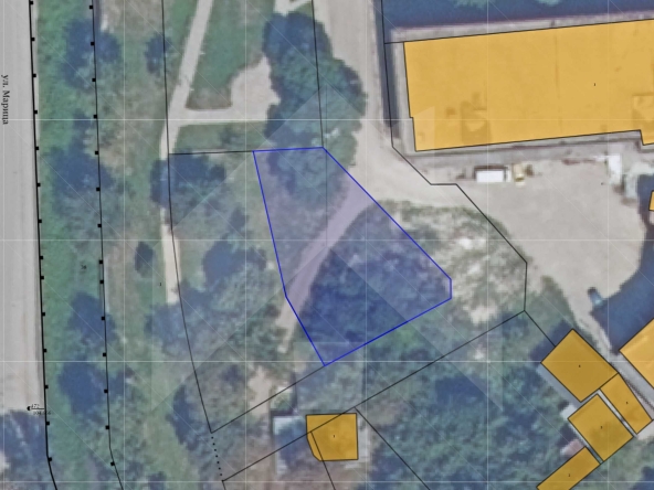 Парцел в Нови пазар - 330 кв.м за 124 €/кв.м - Снимка #1