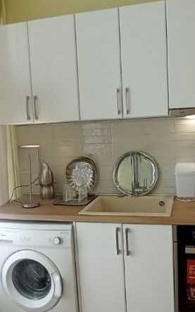 Дава се под наем Двустаен апартамент в София, Изток - 50 кв.м за 537 € - Снимка #1