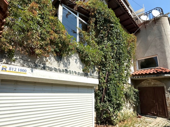 Къща в Банкя - 330 кв.м за 1182 €/кв.м - Снимка #1