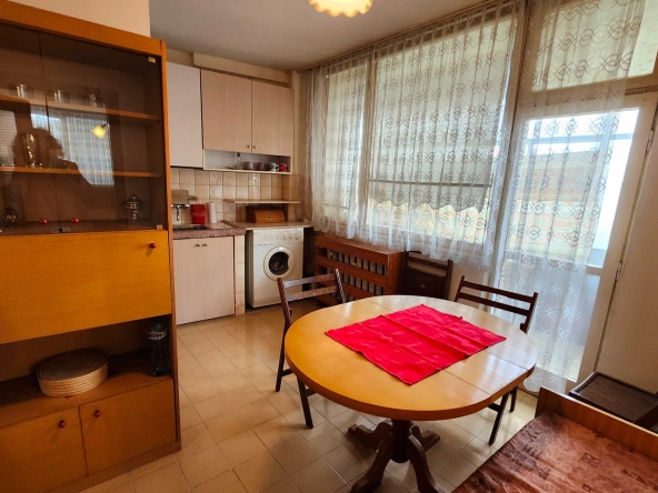 Четиристаен апартамент в София, Борово - 123 кв.м за 2642 €/кв.м - Снимка #1