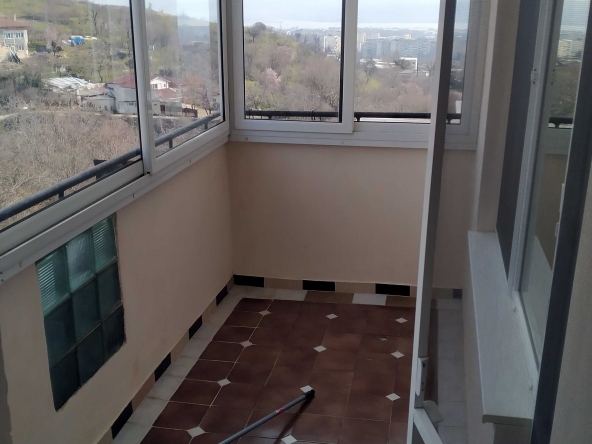 Дава се под наем Четиристаен апартамент в Варна, Владислав Варненчик - 100 кв.м за 398.82 € - Снимка #1