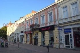 Дава се под наем Заведение в Русе, Център - 125 кв.м за 612 € - Снимка #1