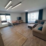 Дава се под наем Тристаен апартамент в Пловдив, Остромила - 116 кв.м за 799 € - Снимка #1