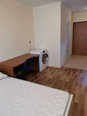 Дава се под наем Едностаен апартамент в София, Център - 30 кв.м за 298.86 € - Снимка #1