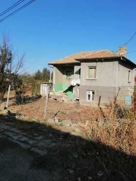 Къща в с. Горско Абланово, Област Търговище - 100 кв.м за 128 €/кв.м - Снимка #1
