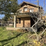 Къща в Омуртаг - 1000 кв.м за 13 €/кв.м - Снимка #1