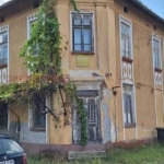 Къща в с. Беглеж, Област Плевен - 200 кв.м за 64 €/кв.м - Снимка #1