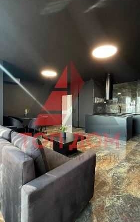 Дава се под наем Тристаен апартамент в Варна, Галата - 120 кв.м за 1500 € - Снимка #1