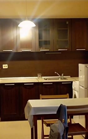 Дава се под наем Двустаен апартамент в София, Младост 2 - 76 кв.м за 585.99 € - Снимка #1