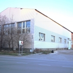 Промишлена сграда в Добрич, Дружба 1 - 1867 кв.м за 170 €/кв.м - Снимка #1