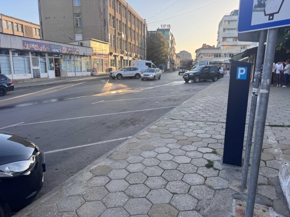 Дава се под наем Офис в Казанлък - 60 кв.м за 219.3 € - Снимка #1