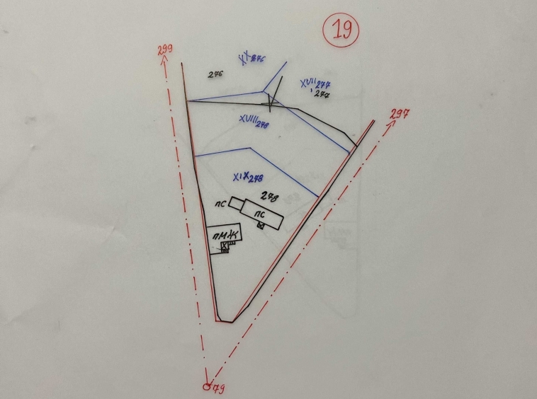 Парцел в Нови пазар - 1050 кв.м за 8 €/кв.м - Снимка #1