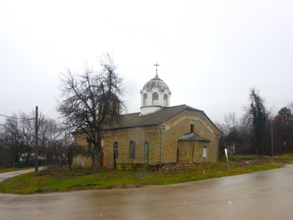 Парцел в с. Поповци, Област Габрово - 500 кв.м за 15 €/кв.м - Снимка #1