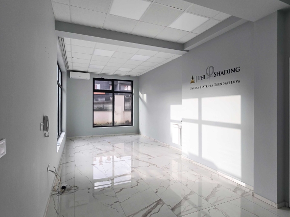 Дава се под наем Магазин в Асеновград - 38 кв.м за 298.86 € - Снимка #1