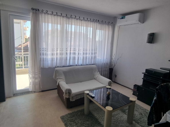 Дава се под наем Етаж от къща в Свиленград - 120 кв.м за 408 € - Снимка #1