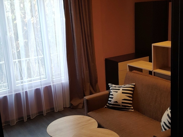 Дава се под наем Двустаен апартамент в Шумен, Център - 40 кв.м за 244.8 € - Снимка #1