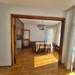 Дава се под наем Тристаен апартамент в София, Изток - 100 кв.м за 700 € - Снимка #1