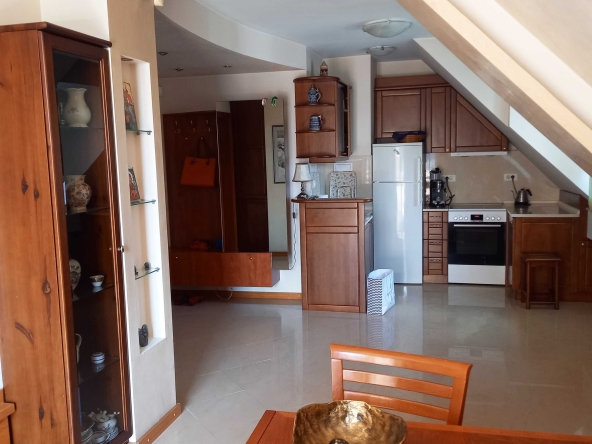 Мезонет в София, Белите брези - 90 кв.м за 3000 €/кв.м - Снимка #1